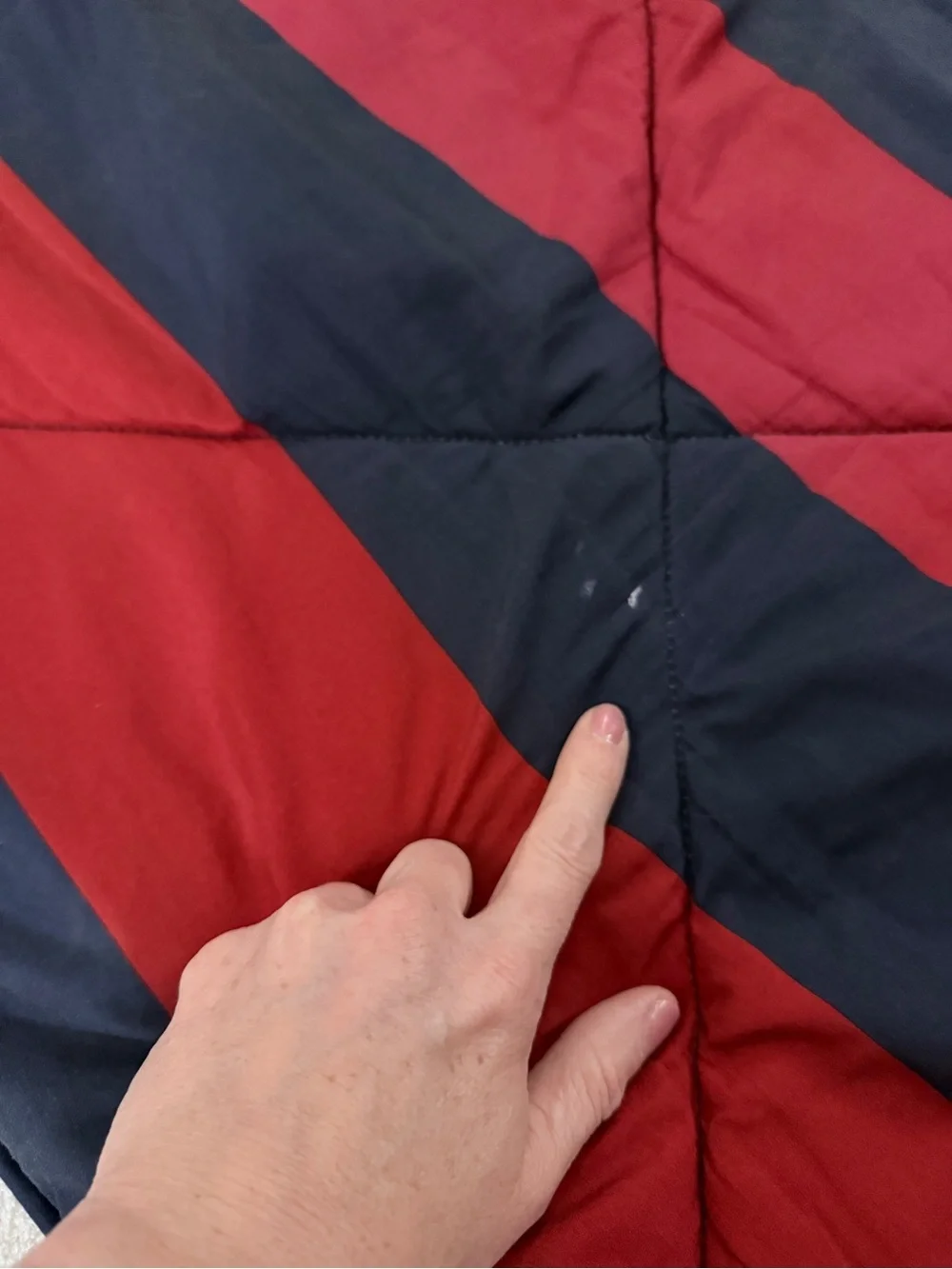 Pottery Barn Kids Rugby Stripe Navy Red Queen Size Comforter
